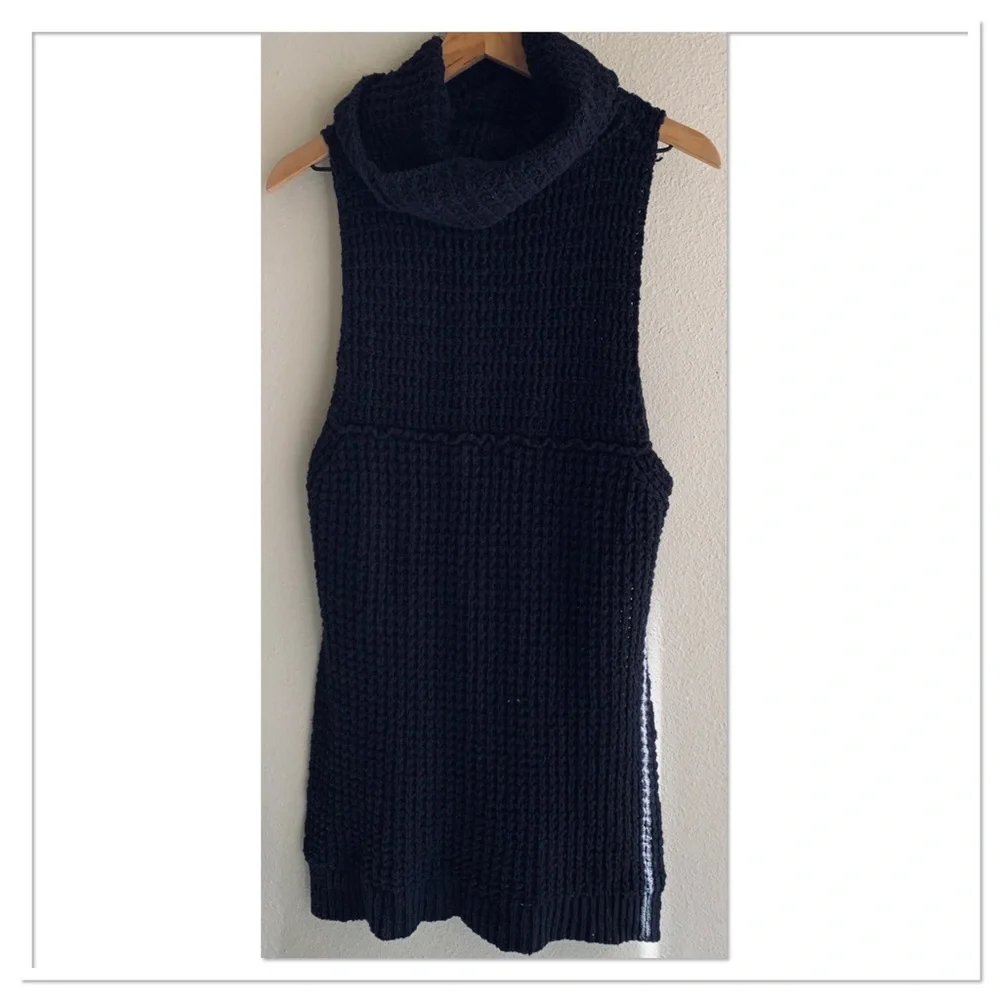 Free People Skyscraper Waffle Knit Sleeveless Sweater Black Size XS